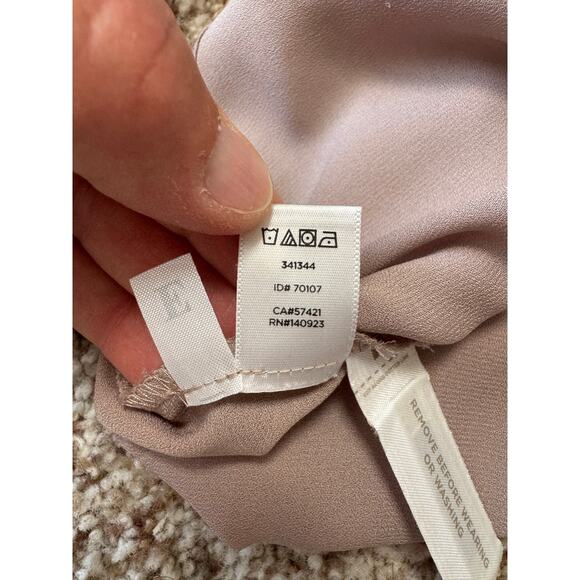Ann Taylor LOFT Women's Blush colored blouse, Simple, elegant, size Med - Picture 9 of 9